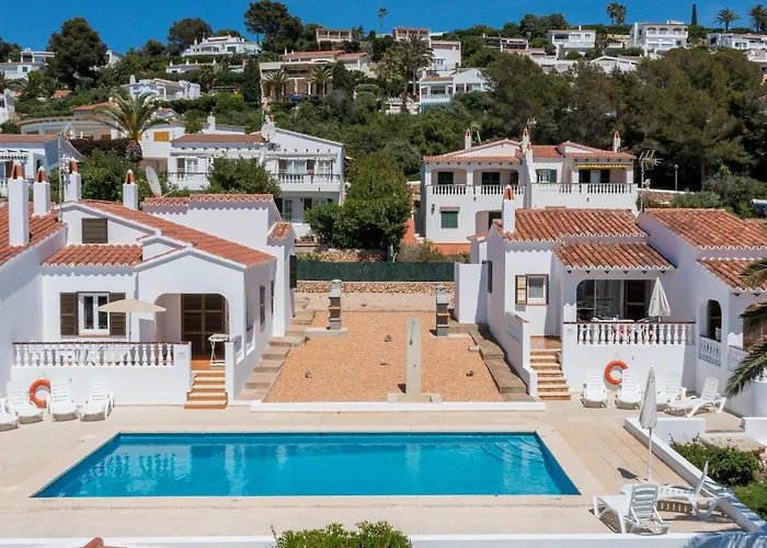 בית נופש Nord & Sud 83ab, By Menorcarentals *